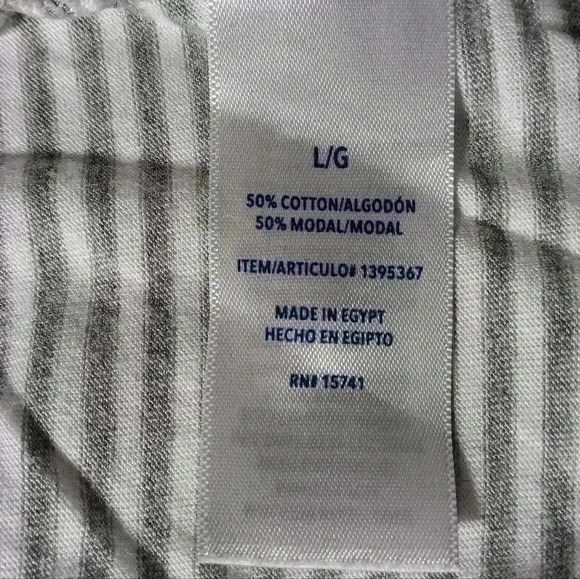 Splendid  Shortsleeve Crew neck Cotton /Modal blend. Ladies size L - Picture 5 of 6